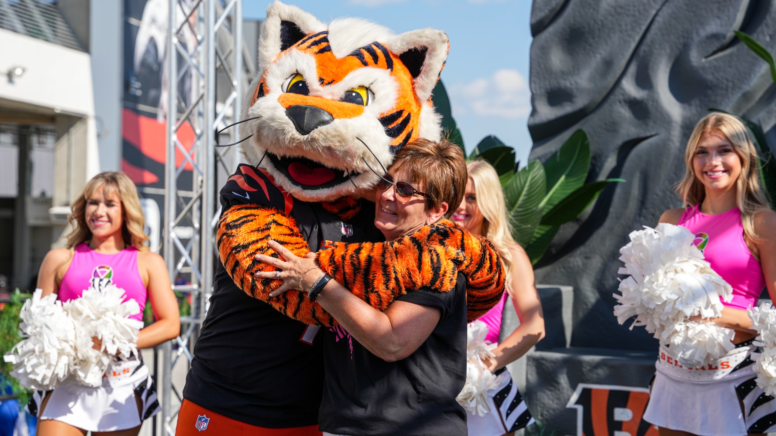 DeAnn Gallatin honored at the Cincinnati Bengals game.