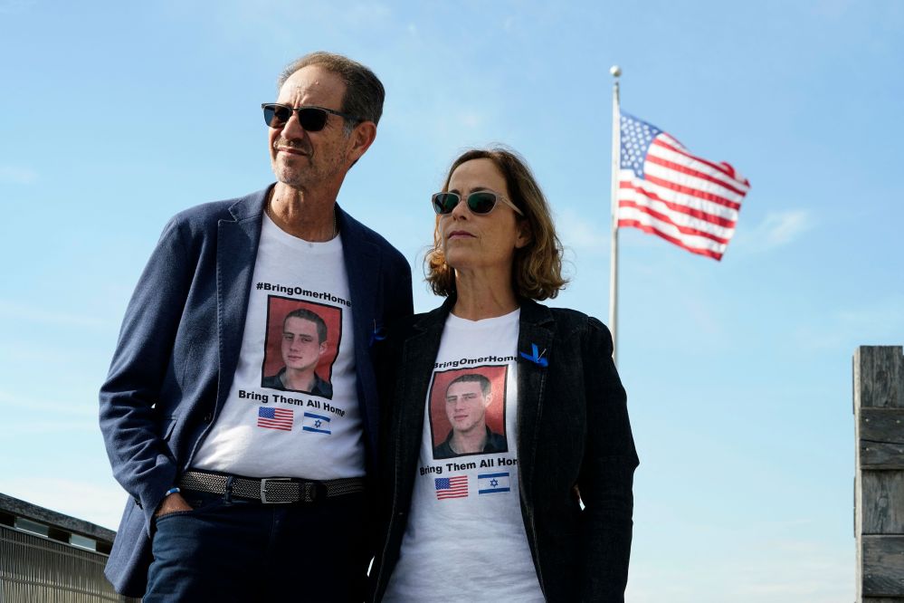 Ronen and Orna Neutra, parents of hostage Omer Neutra.