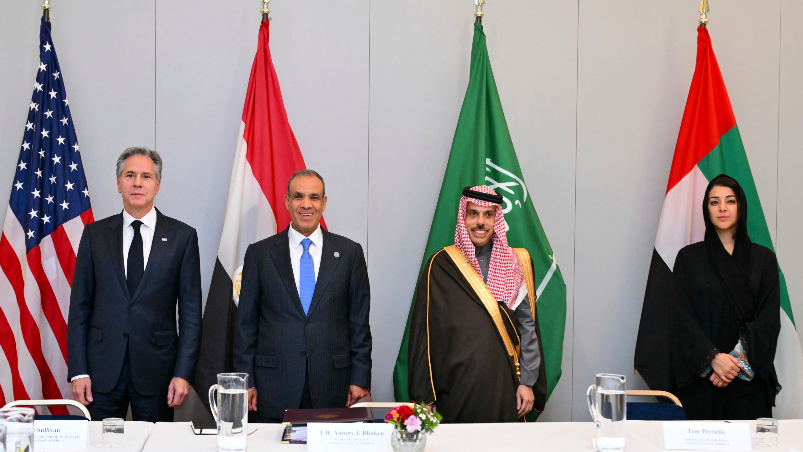 From left : US Secretary of State Antony Blinken, Egypt's Foreign Minister Badr Abdelatty, Foreign Minister of Saudi Arabia Faisal bin Farhan Al-Saud and UAE Minister of State for International Cooperation Reem al-Hashimy pose for a picture during a working session at the G7 Foreign Ministers meeting in Fiuggi, Italy, Monday, Nov. 25, 2024. (Andreas Solaro/Pool Photo via AP)