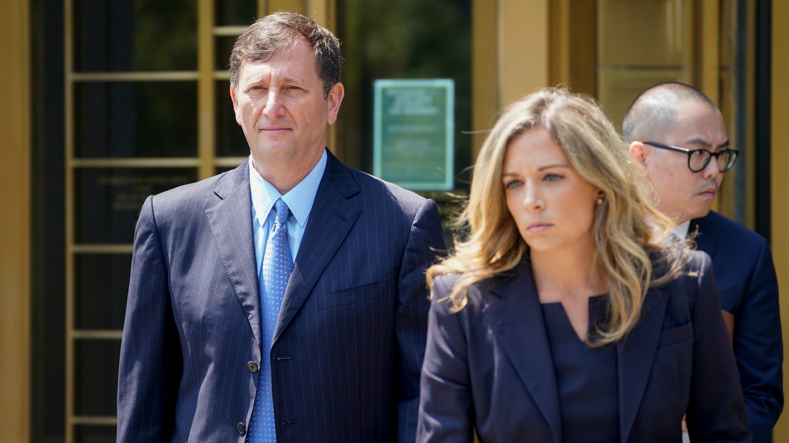 FILE - Alexander Mashinsky, founder and former chief executive of the failed cryptocurrency lending platform Celsius Network, leaves Manhattan federal court with his legal team, July 25, 2023, in New York. (AP Photo/John Minchillo, File)