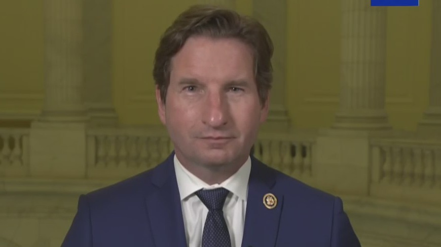 Dean Phillips speaks with NewsNation's Leland Vittert