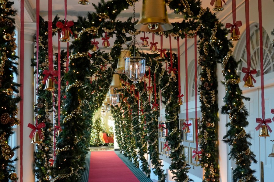 White House Christmas Decorations 2024