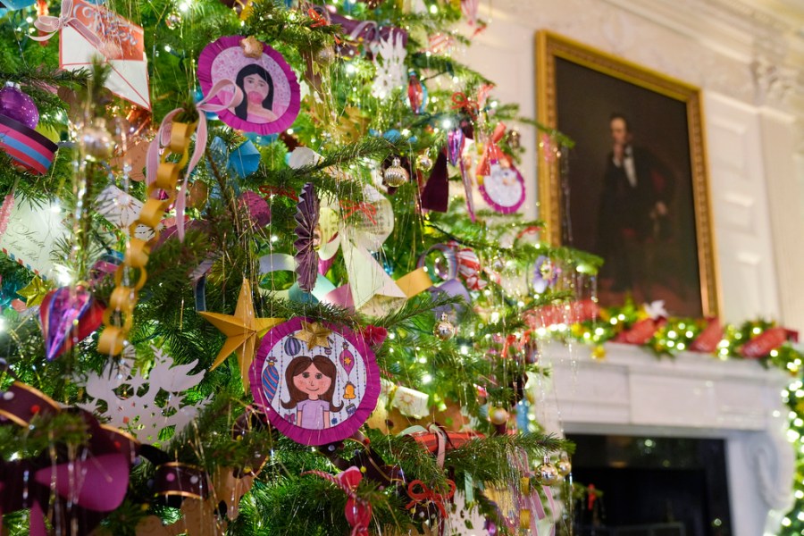 White House Christmas Decorations 2024