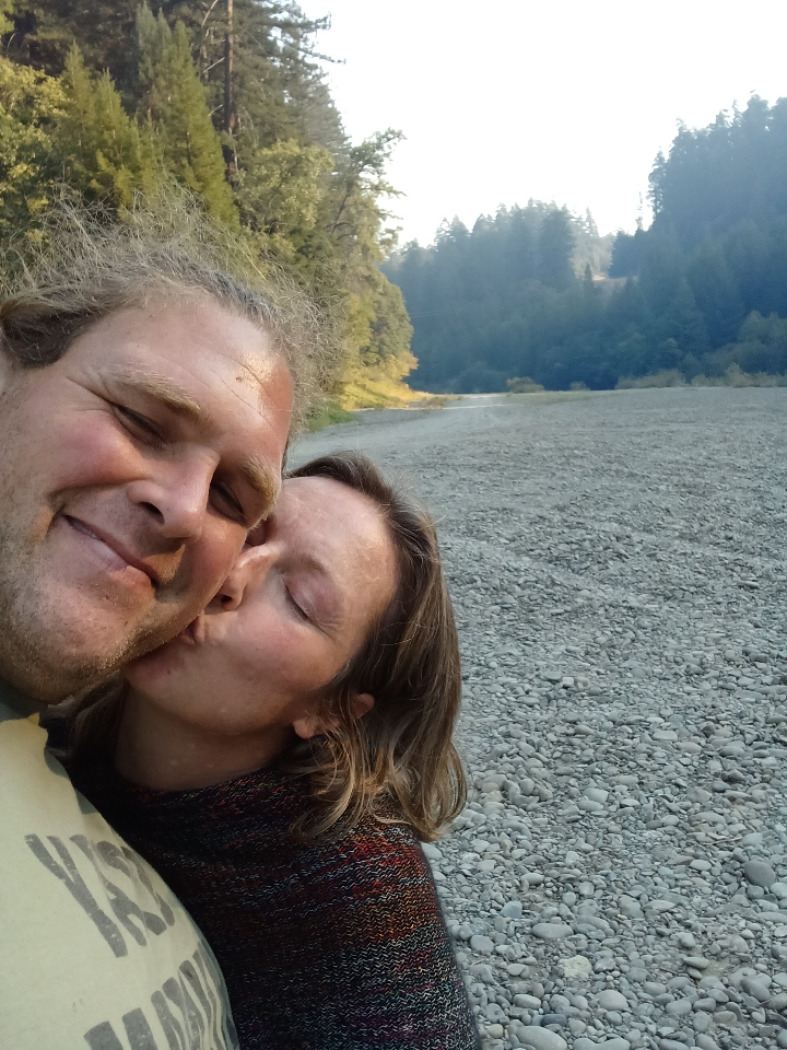 Zoe Penrod kissing David Boyett on the cheek